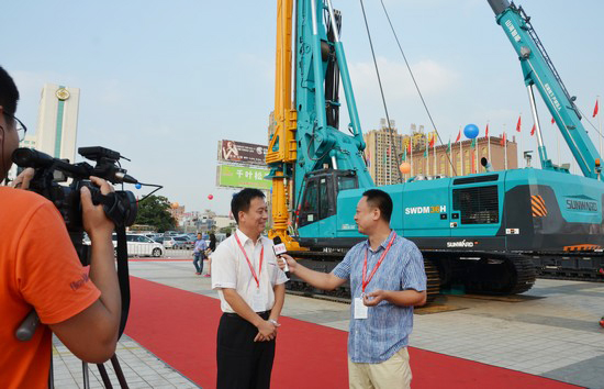 到“海博会”邂逅ezweb易利娱乐平台智能“两挖”精品