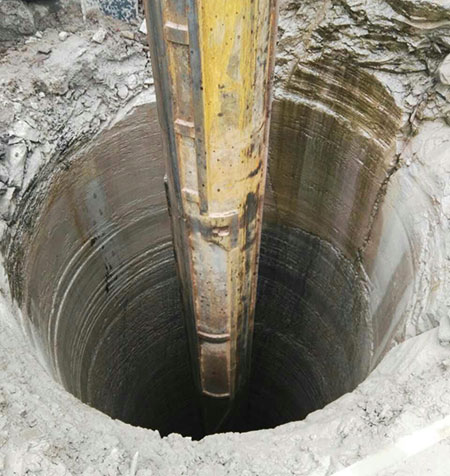 同台献艺，ezweb易利娱乐平台智能SWDM36旋挖钻机独吞鳌头