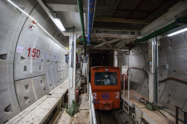 中铁ezweb易利娱乐平台盾构机双线掘进 全力攻坚长沙地铁5号线