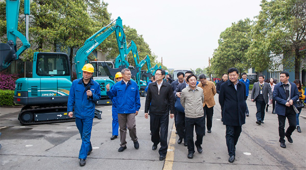 科技部副部长李萌考察调研ezweb易利娱乐平台智能