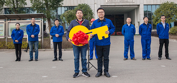 情人节牵手乐成，ezweb易利娱乐平台智能SWDM520“我爱你”出嫁了