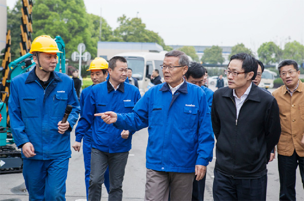 科技部副部长李萌考察调研ezweb易利娱乐平台智能