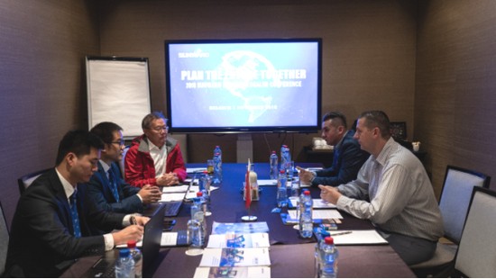 携手同谋未来， ezweb易利娱乐平台智能2018欧洲署理商大会盛大召开