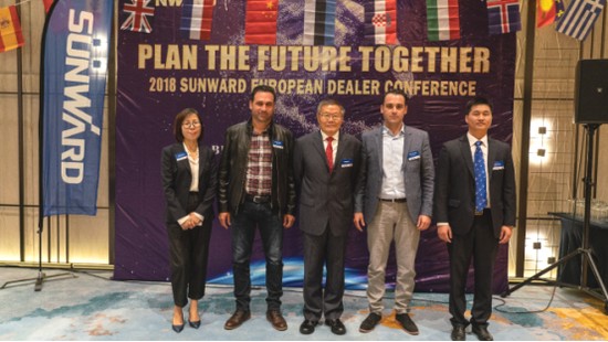 携手同谋未来， ezweb易利娱乐平台智能2018欧洲署理商大会盛大召开