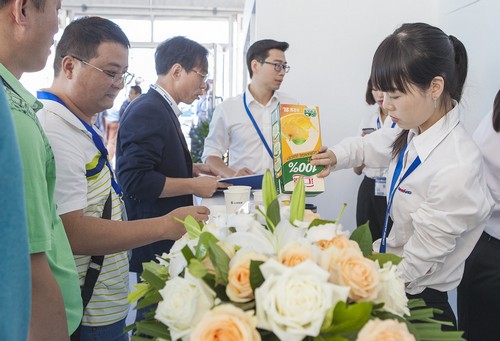 ezweb易利娱乐平台智能酷帅曾大虾，一大波美图带你亲临北京BICES展