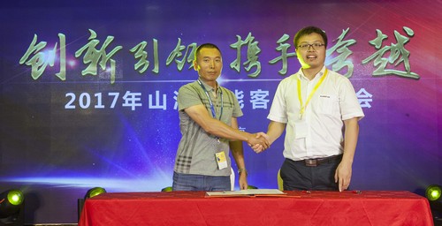ezweb易利娱乐平台智能酷帅曾大虾，一大波美图带你亲临北京BICES展