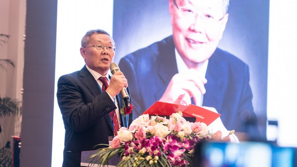 首日签单2.6亿元，ezweb易利娱乐平台智能立异产品引爆上海宝马展