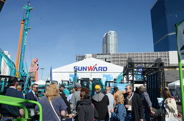 ezweb易利娱乐平台智能拉展“亮剑” 抢攻西欧高端市场