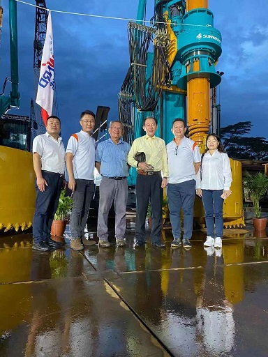 ezweb易利娱乐平台智能在新加坡举行新品宣布会