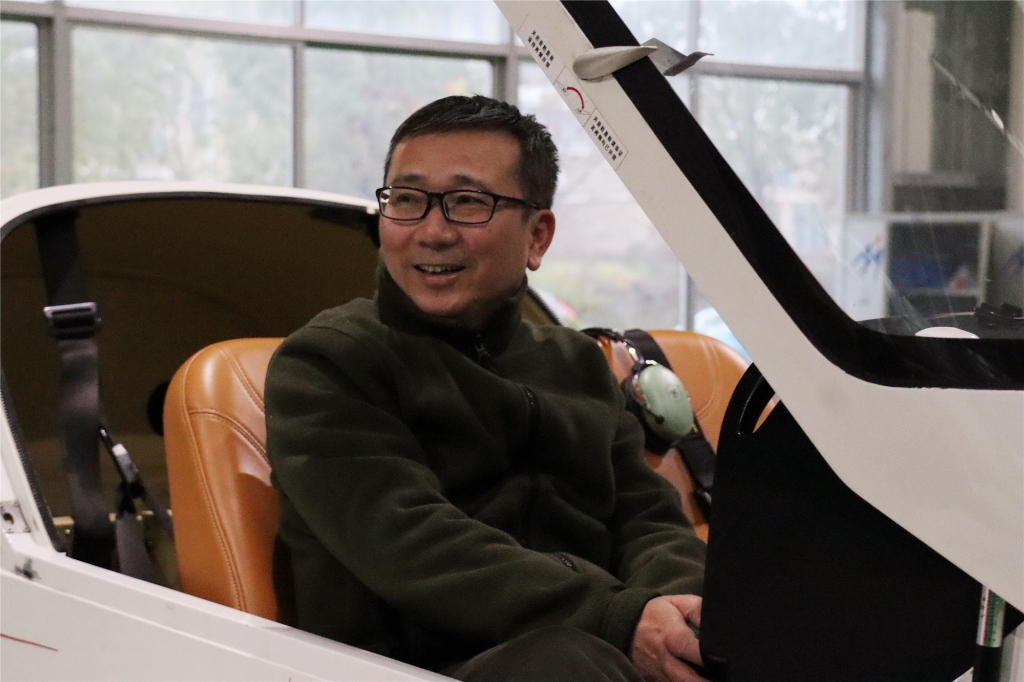 广州工控集团总司理张伟涛调研ezweb易利娱乐平台智能