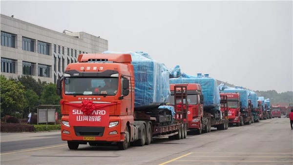 进军南非高端矿山市。zweb易利娱乐平台智能凿岩装备批量发车