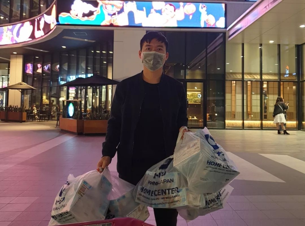 抗疫情，ezweb易利娱乐平台智能党委勇继续