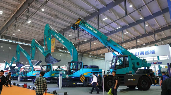 千人客户交流会，10.5亿订单！ezweb易利娱乐平台智能二十年生长新奔腾