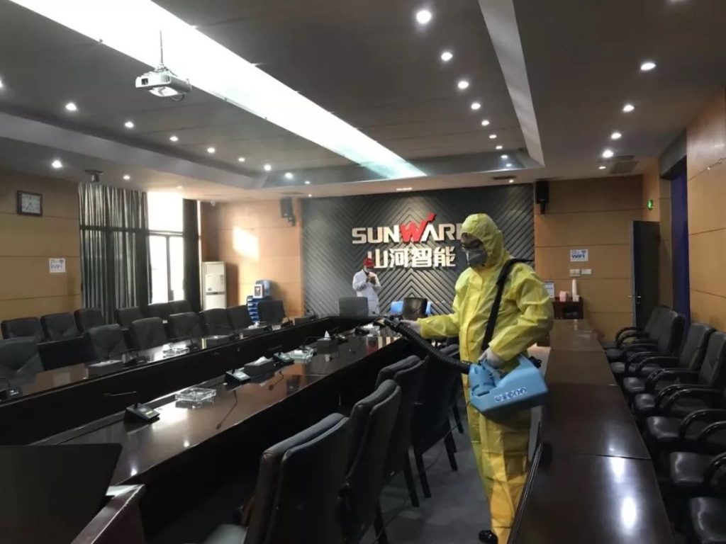 抗疫情，ezweb易利娱乐平台智能党委勇继续