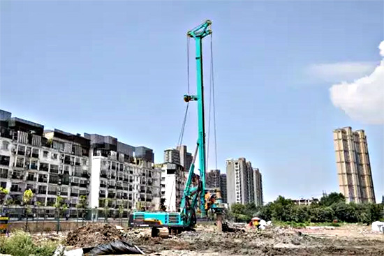 把“朋侪圈”“搬”到现场，交机“玩出”新创意!