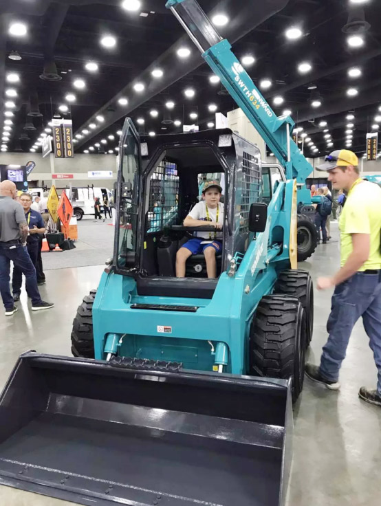 ezweb易利娱乐平台美国公司盛大亮相2019ICUEE展，SUNWARD在美国掀开新篇章