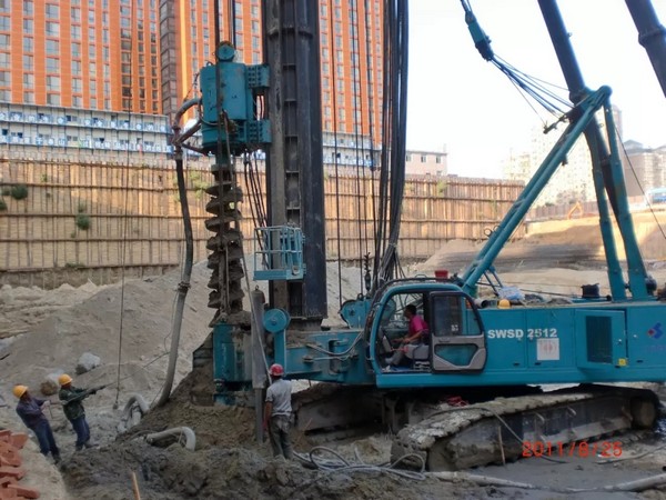 幸好遇见你！中国首台双动力头强力多功效钻机