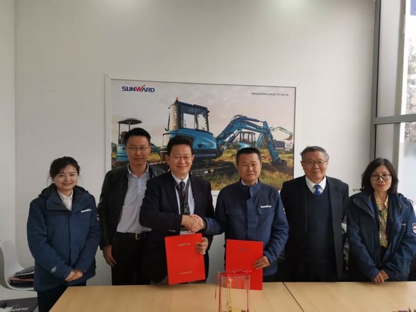 统一个天下，统一个梦想，ezweb易利娱乐平台智能德国宝马展完善收官