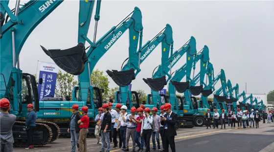 千人客户交流会，10.5亿订单！ezweb易利娱乐平台智能二十年生长新奔腾