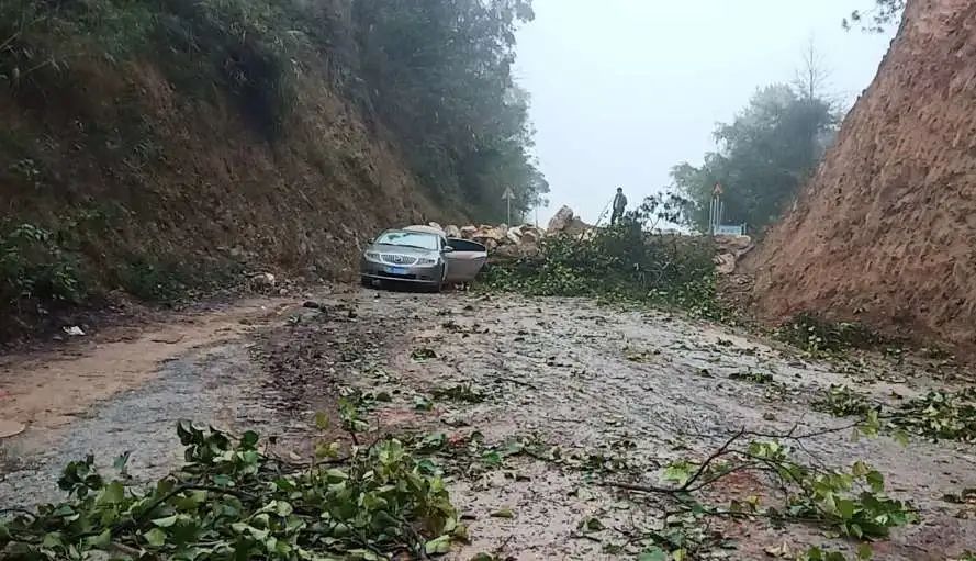 疫情阻隔，效劳常在