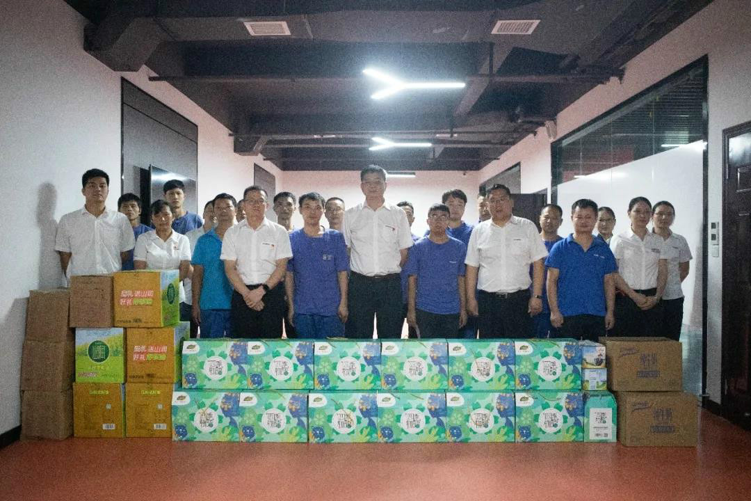 浓情端午粽飘香 ezweb易利娱乐平台家园满温情