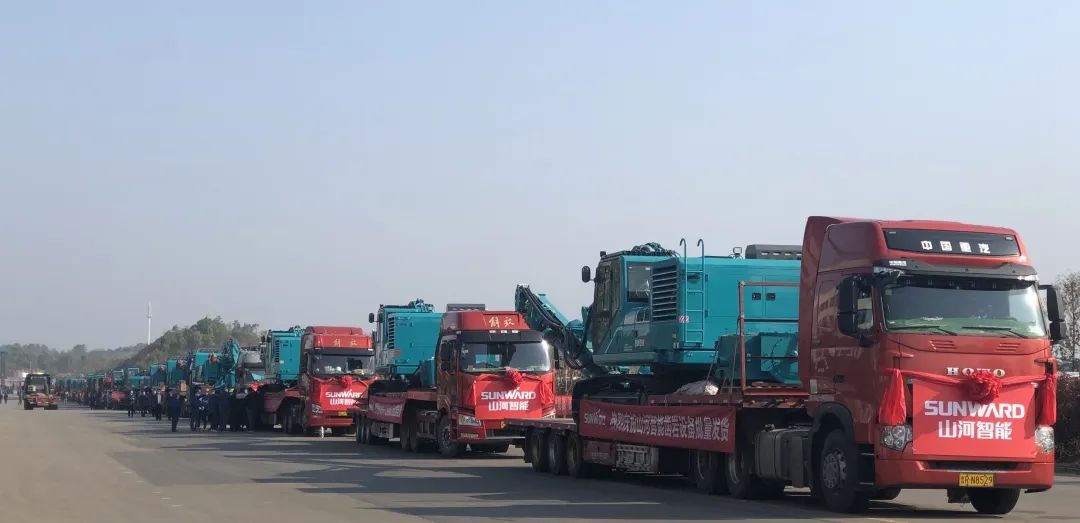 战“疫”喜报频传来！ezweb易利娱乐平台智能凿岩、起重装备批量发车