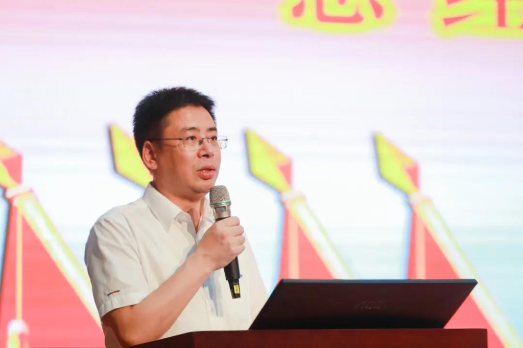 凝心聚力 迎接挑战 共赢ezweb易利娱乐平台 ——ezweb易利娱乐平台智能五届三次“双代会”胜利召开