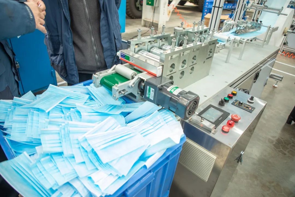 ezweb易利娱乐平台智能接下国际订单，缓全球口罩紧缺之急