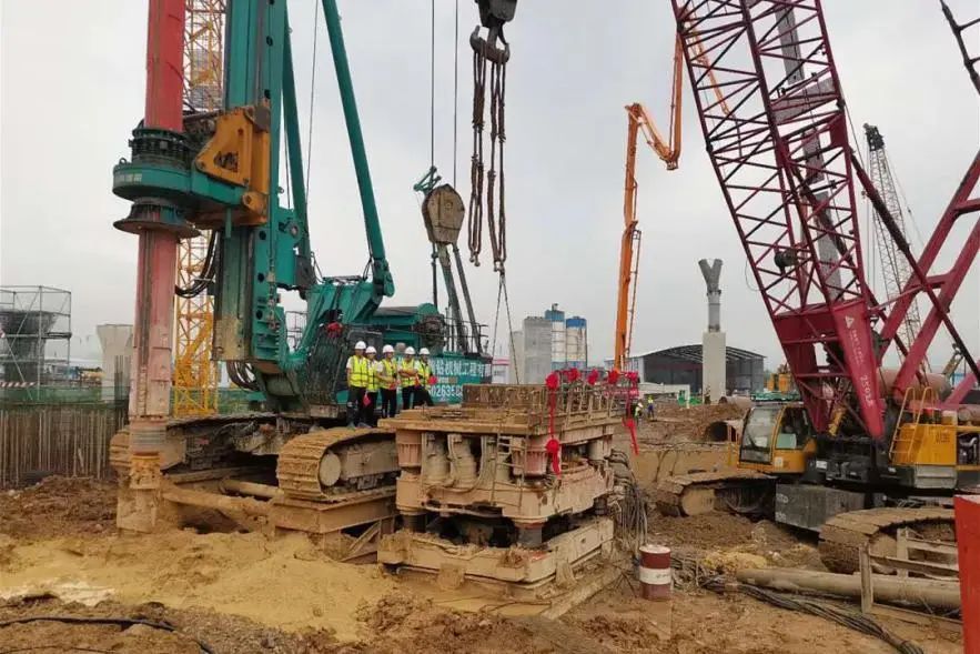 570天420根桩！ezweb易利娱乐平台机群惊艳贵阳机场扩建工程