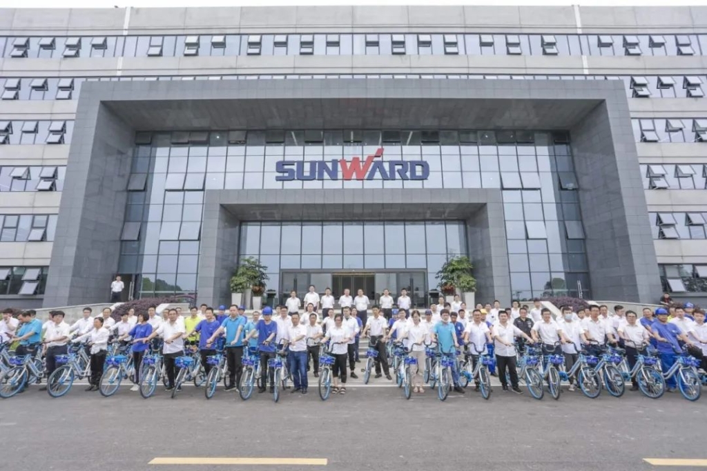 ezweb易利娱乐平台工业城开通共享单车 员工通勤绿色便捷