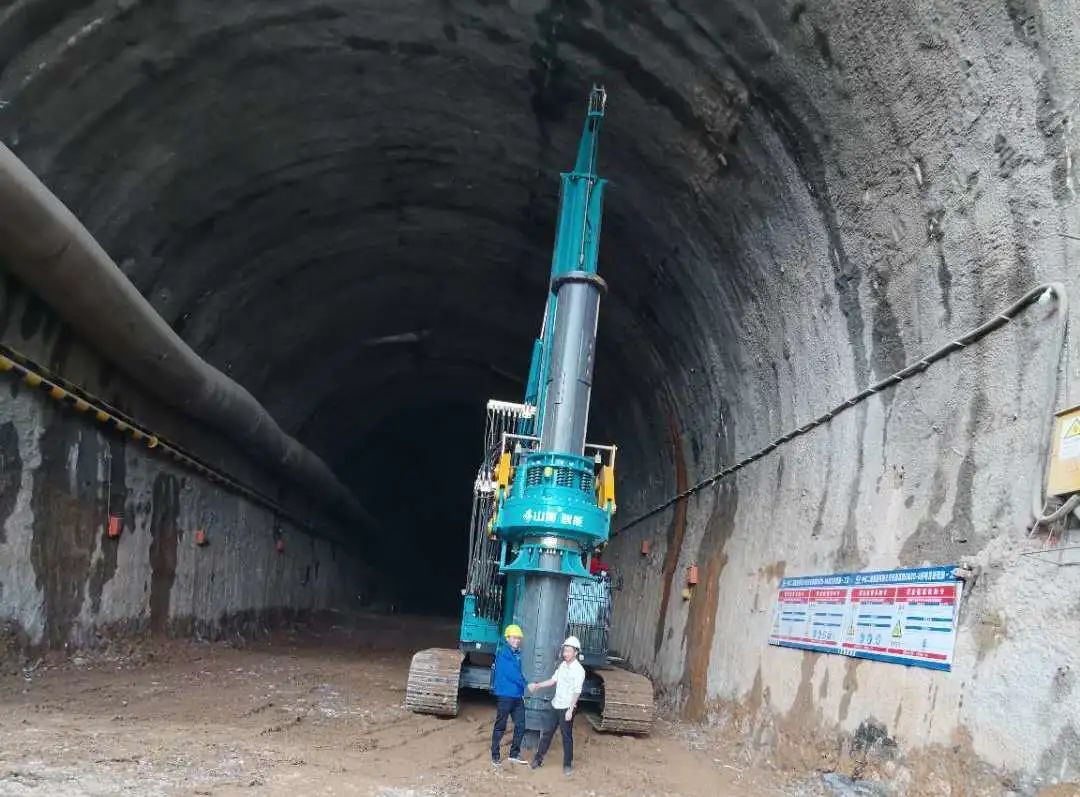 新款出炉，一机两用！ezweb易利娱乐平台智能低净空装备再添“神器”