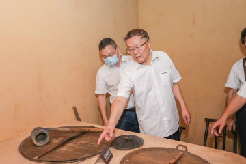 公正正直出清风正气，清廉自律塑优异形象——ezweb易利娱乐平台智能开展中高层干部清廉教育活动