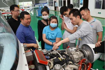 ezweb易利娱乐平台航空第十三期147部SA60L机型培训班圆满结业