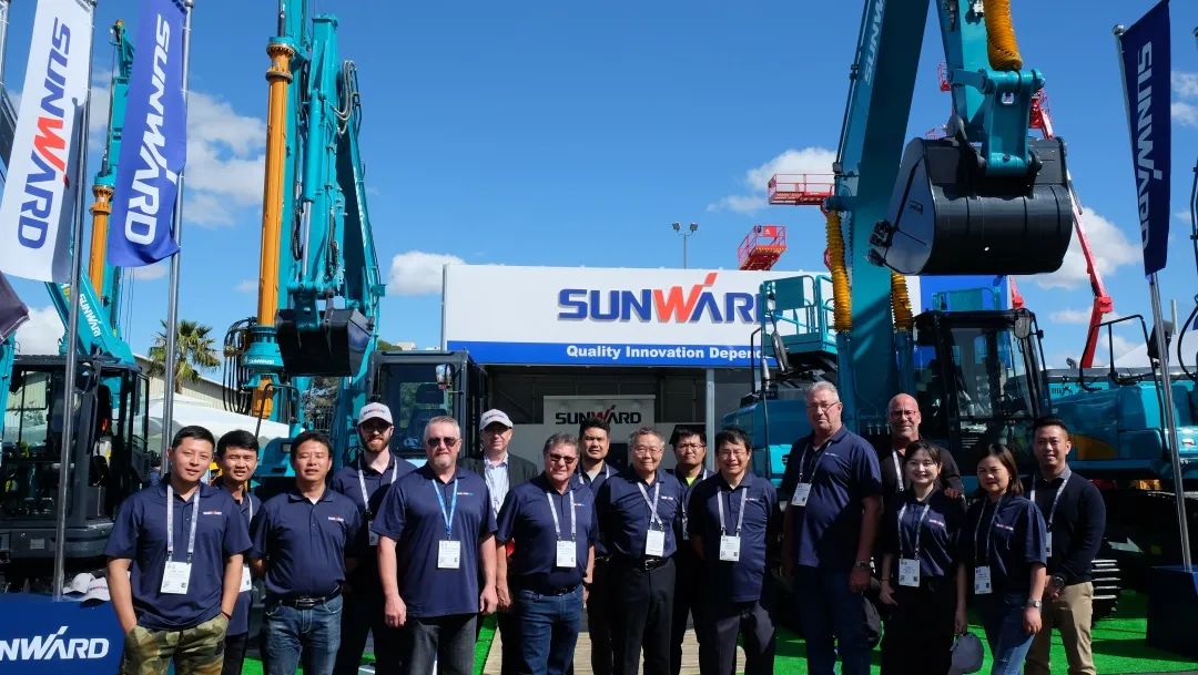 ezweb易利娱乐平台智能董事长何清华“疫”向西欧行