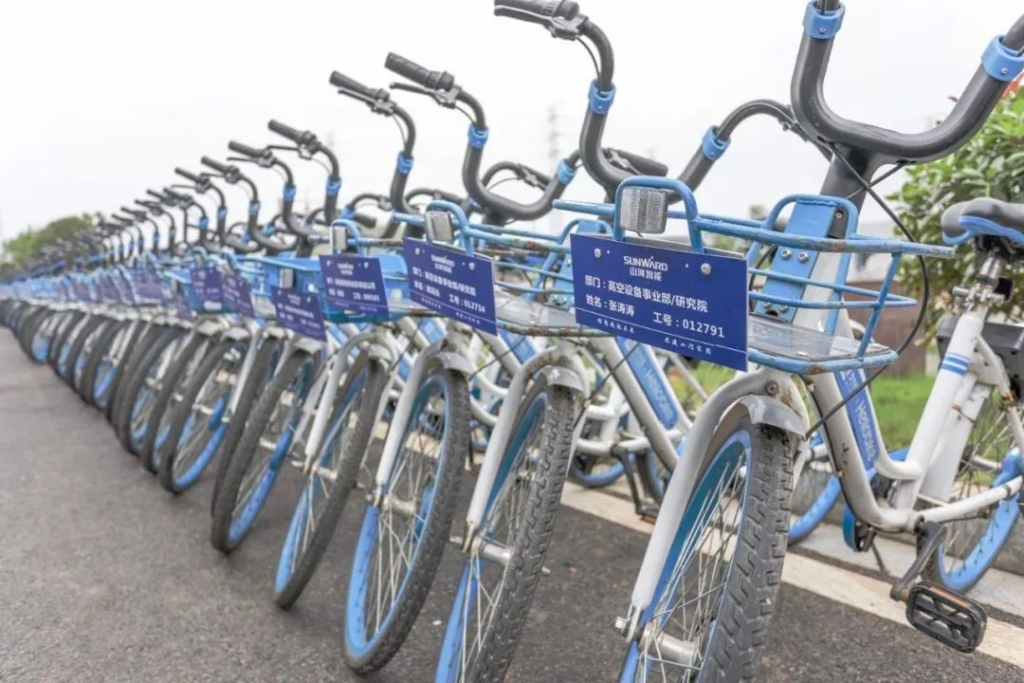 ezweb易利娱乐平台工业城开通共享单车 员工通勤绿色便捷