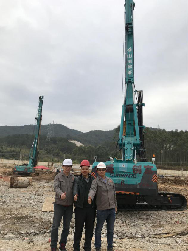 星级品质+星级售后，以是他选择了ezweb易利娱乐平台智能旋挖钻机