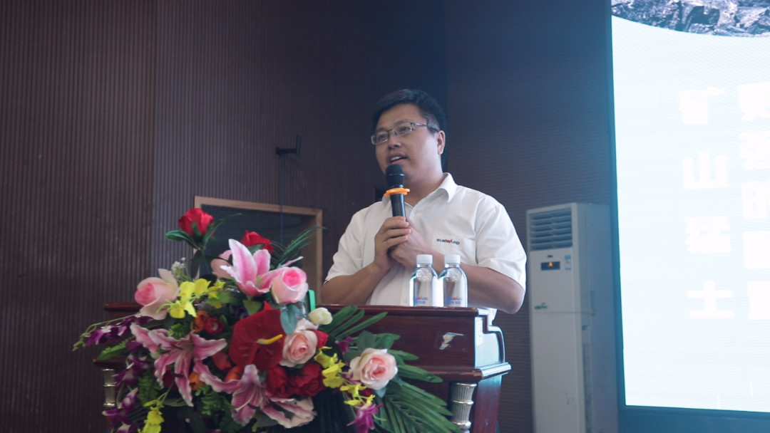 向挖掘机万台俱乐部迈进——ezweb易利娱乐平台智能2020年度挖掘机营销训练营开营