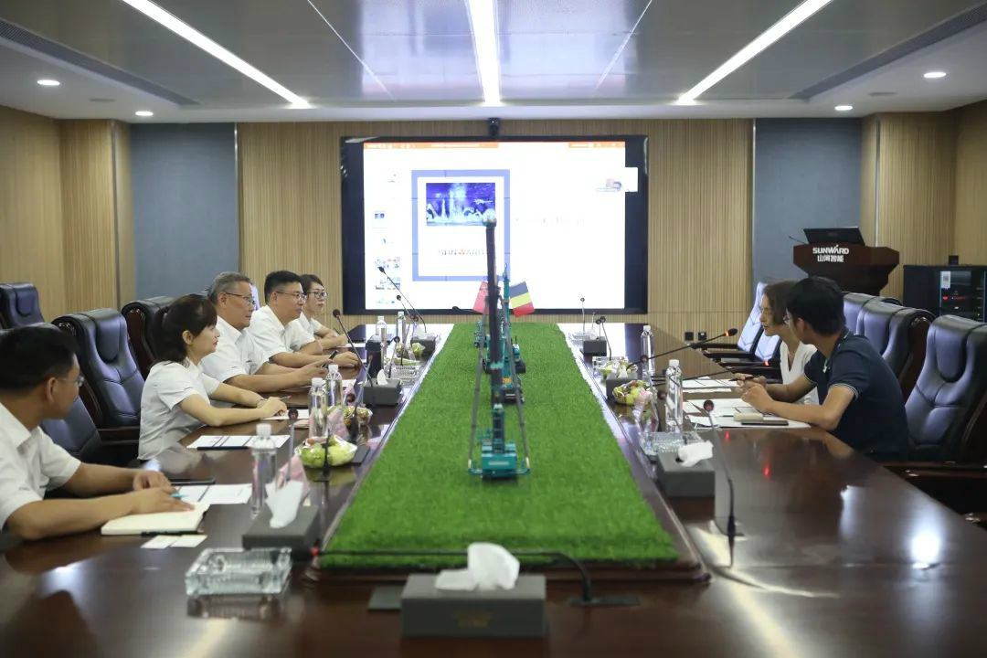 比利时商务领事到访ezweb易利娱乐平台智能