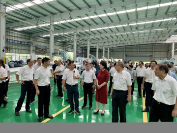 省委常委、统战部部长黄兰香考察调研ezweb易利娱乐平台科技