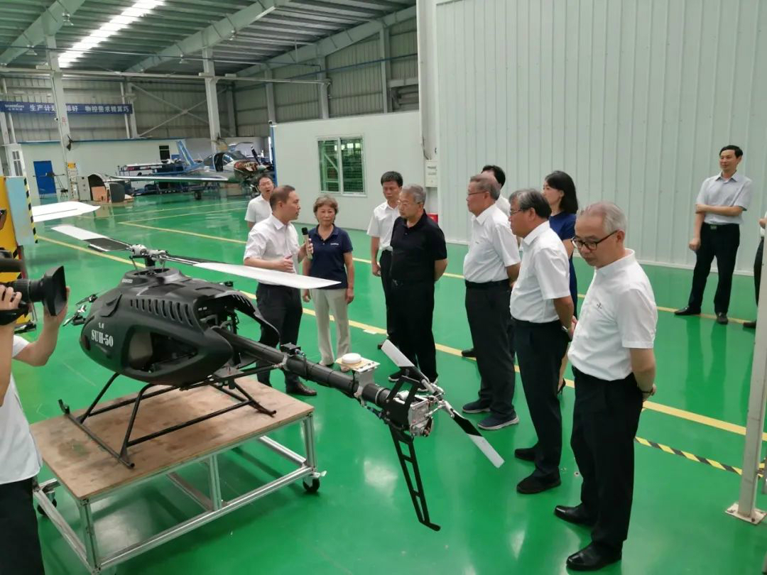 省人大常委会党组副书记、副主任王柯敏调研ezweb易利娱乐平台智能