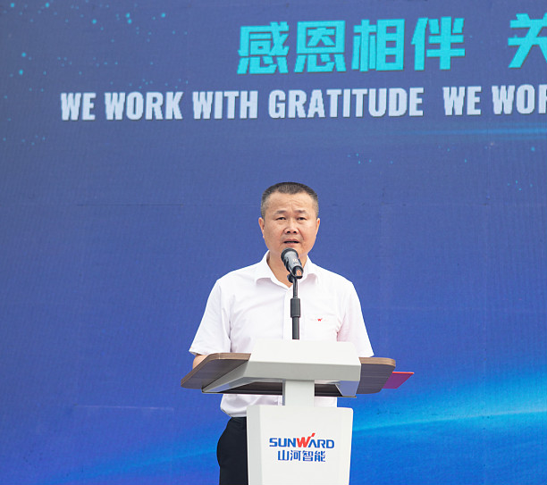 感恩相伴，关爱相随！ezweb易利娱乐平台智能全球效劳万里行誓师出征