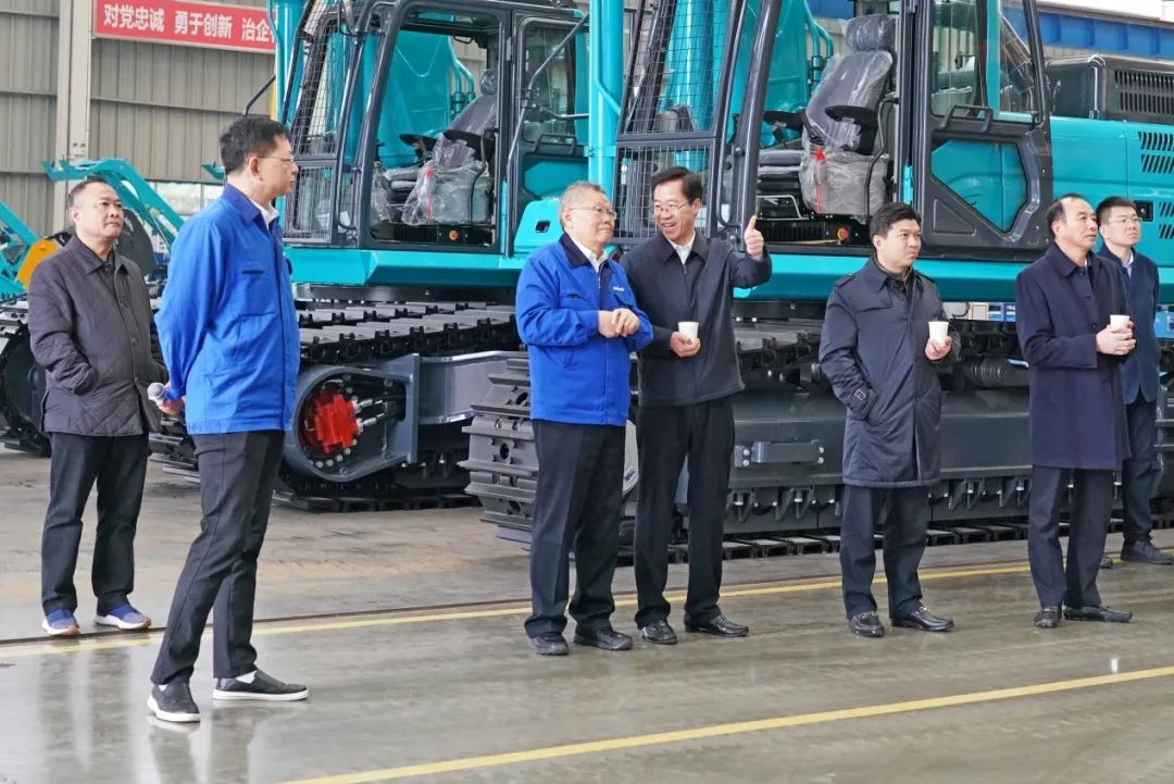 徐州市长率团考察ezweb易利娱乐平台智能