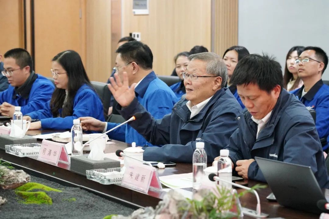 省工信厅青年干部理论学习走进ezweb易利娱乐平台智能