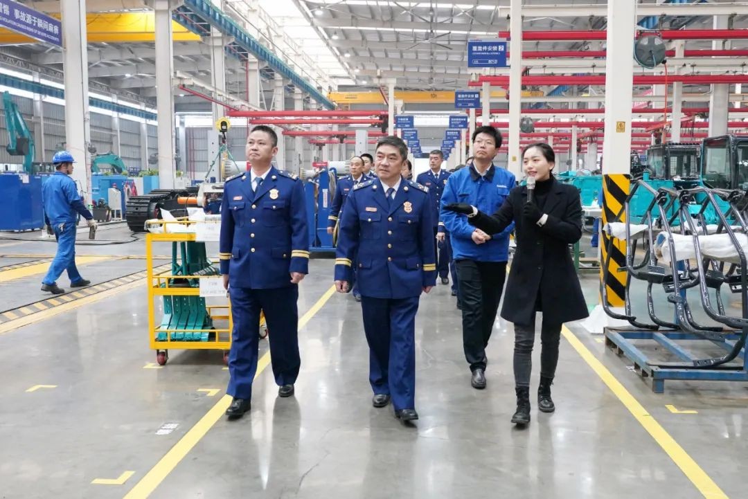 消防救援局考察ezweb易利娱乐平台智能无人化应抢救援装备