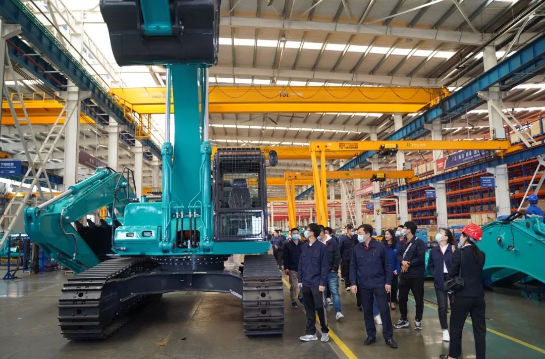 江南工业集团“双百青年”旅行ezweb易利娱乐平台智能