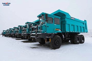 ezweb易利娱乐平台智能矿用装备交付仪式在鄂尔多斯举行