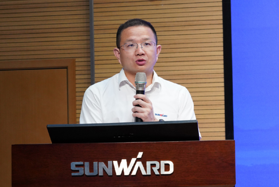 致敬研发 | ezweb易利娱乐平台智能举行职称评定事情总结暨职称证书揭晓仪式