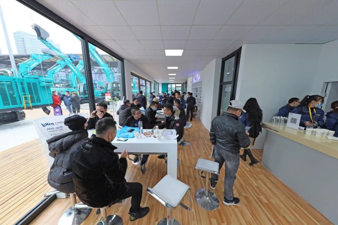 守正立异拓ezweb易利娱乐平台 ezweb易利娱乐平台智能闪灼2020上海宝马展