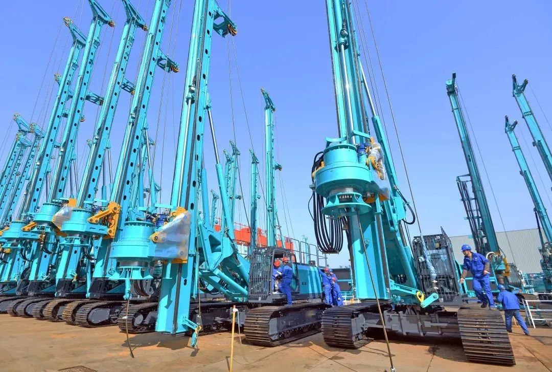 何清华：民营企业要增强立异积累，推许精耕细作的内在式增添