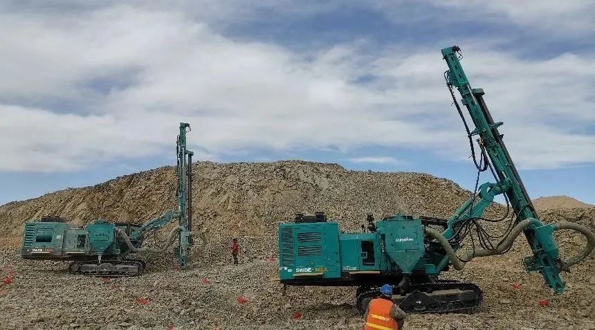 ezweb易利娱乐平台智能SWDE165A“征服”昆仑之巅